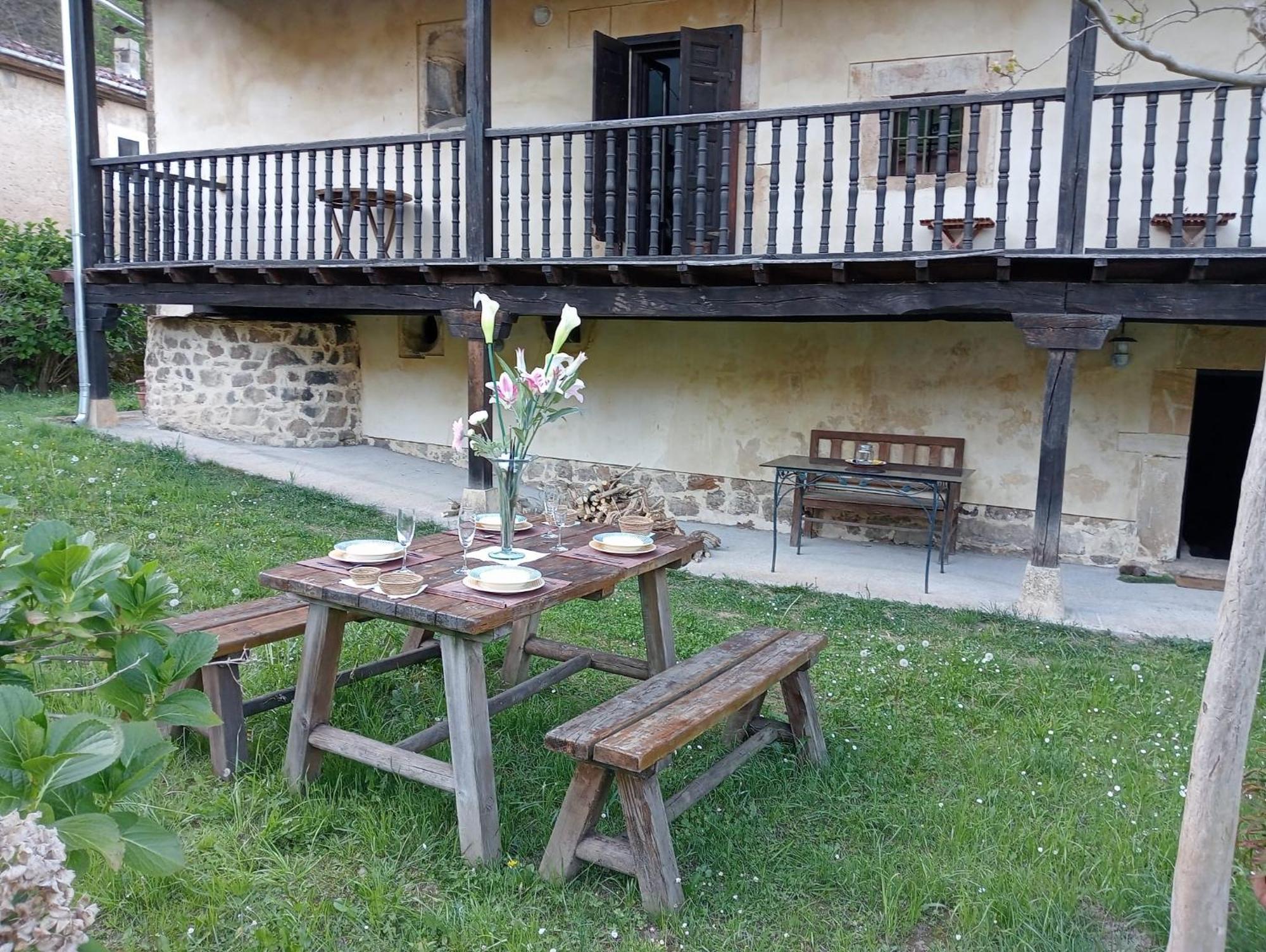 Villa Palacio Rural De Inguanzo De Cabrales Exterior foto